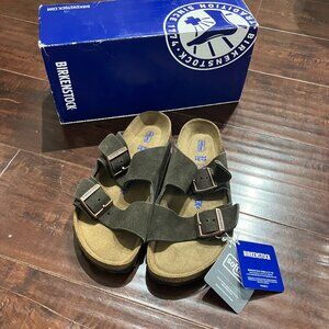 NWT Birkenstock Arizona Suede Leather Sandals - Mocha - Size 7